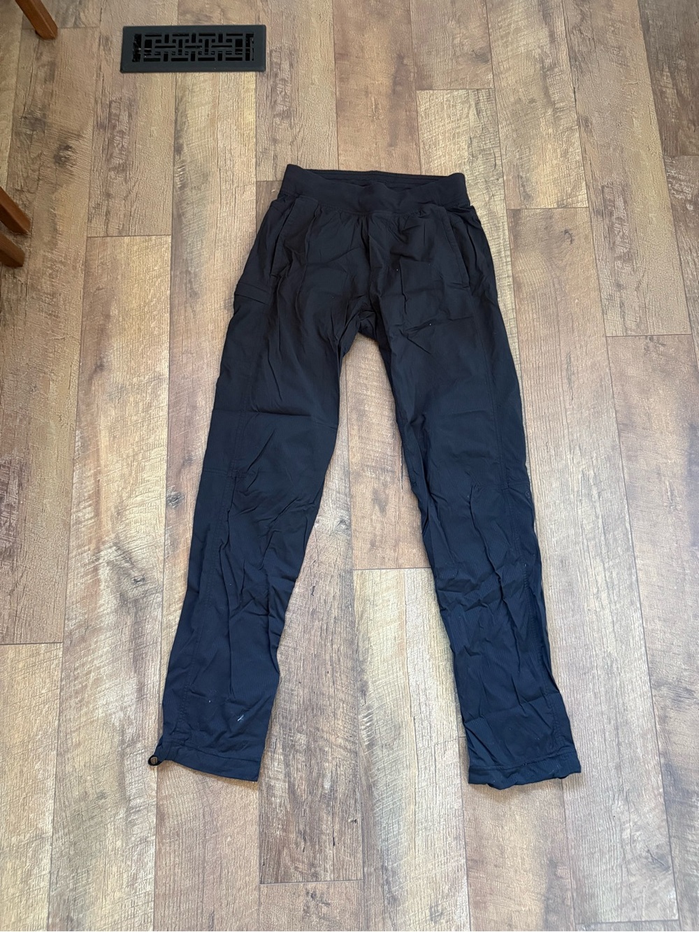 Lululemon Men's Black Performance Jogger Pants